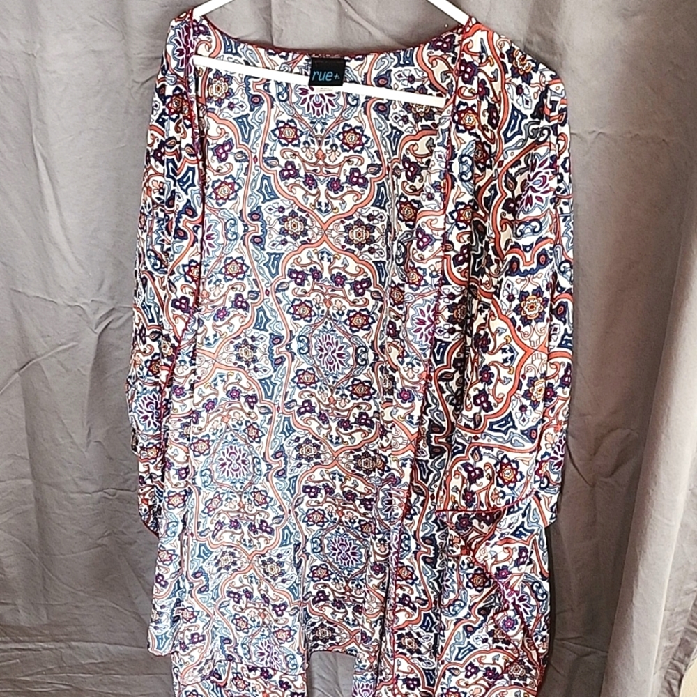 Rue+ One Size blue, burgundy, & orange  kimono